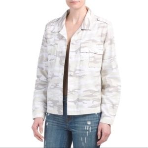 LMT: Sanctuary 2 Pocket Shacket Natural Camo